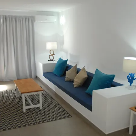 Neptuno - Adults Only