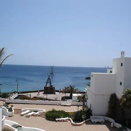 Neptuno - Adults Only *