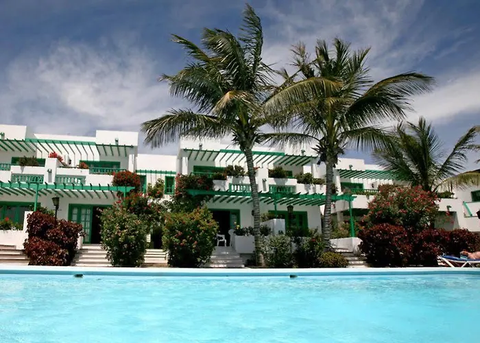 Neptuno - Adults Only *