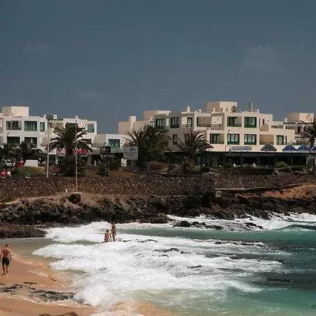 Neptuno - Adults Only