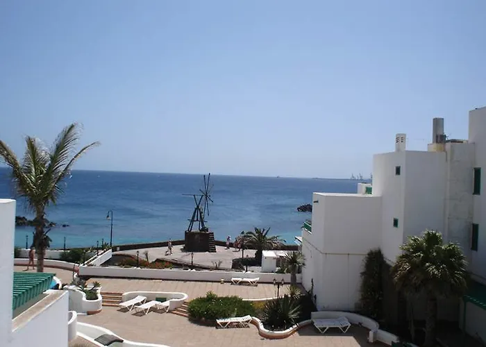 Neptuno - Adults Only *